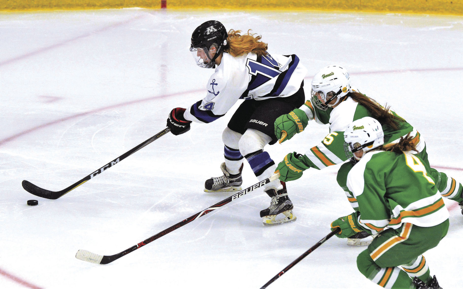 Minnetonka girl wins hockey gold in Russia